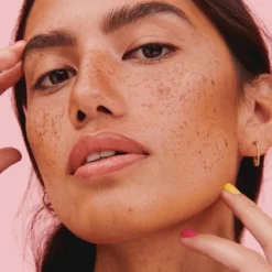 Benefit WANDERful World CollectionHoola Lite -Baremin Beauty Winkel 0xfG4G483767 5 dgl NL